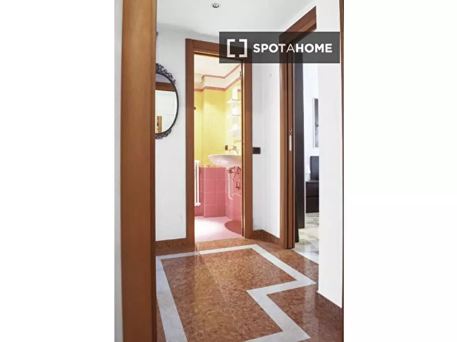 Immagine 7 di Camera condivisa in affitto  in Via Pisanello a Milano