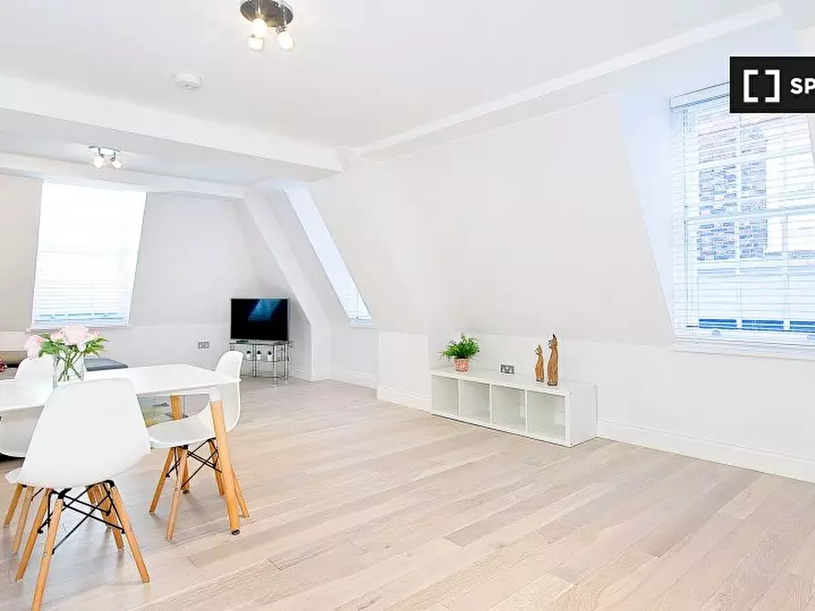 Immagine 3 di Appartamento in affitto  in Flat Eldon Chambers a 