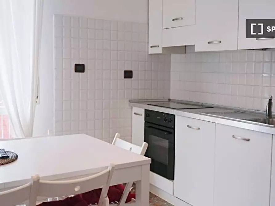 Immagine 3 di Camera condivisa in affitto  in Via Santa Croce a Bologna