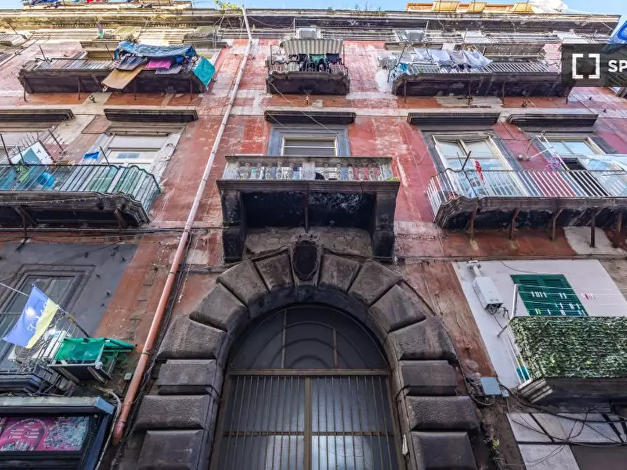 Immagine 5 di Appartamento in affitto  in Via dei Tribunali a Napoli