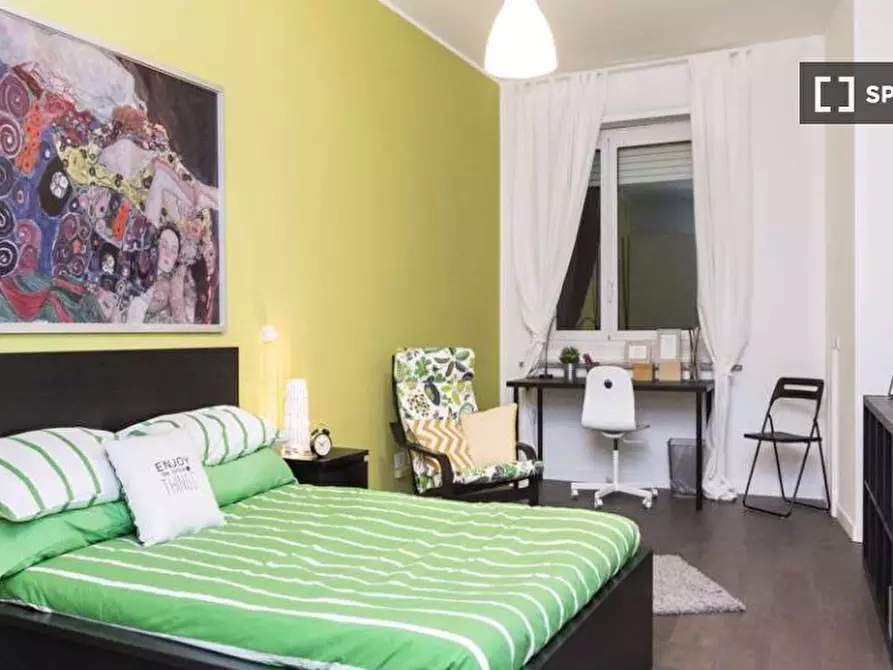 Immagine 3 di Camera condivisa in affitto  in Via Antonio Canova a Milano