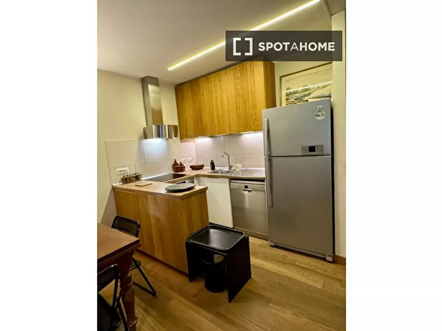 Immagine 8 di Appartamento in affitto  in Via Bari a Roma