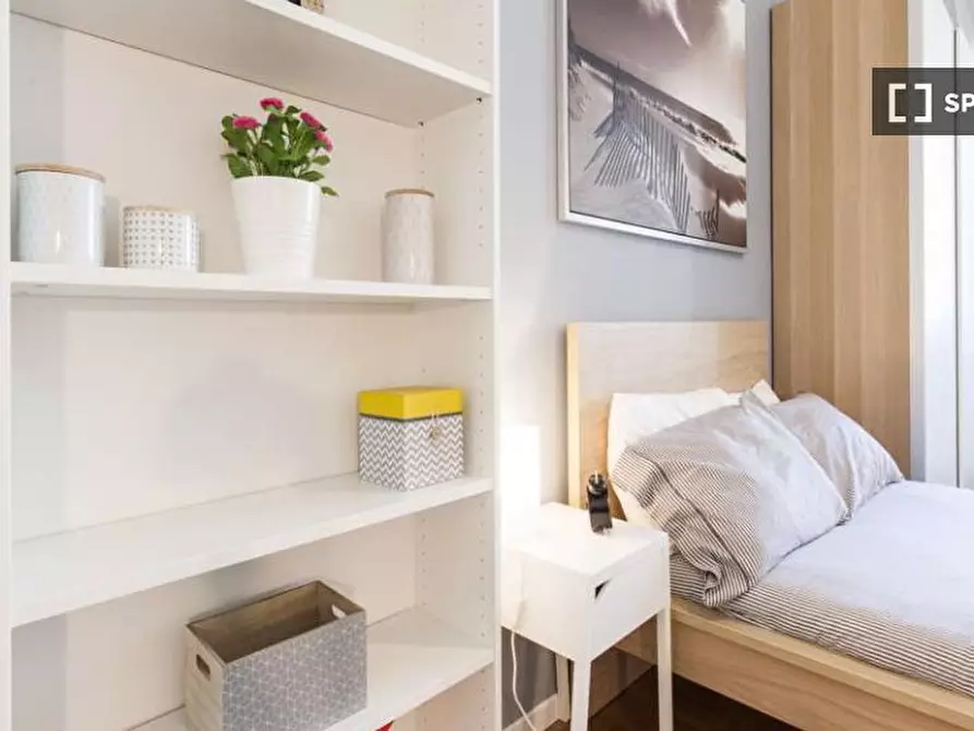 Immagine 8 di Camera condivisa in affitto  in Viale Emilio Caldara a Milano