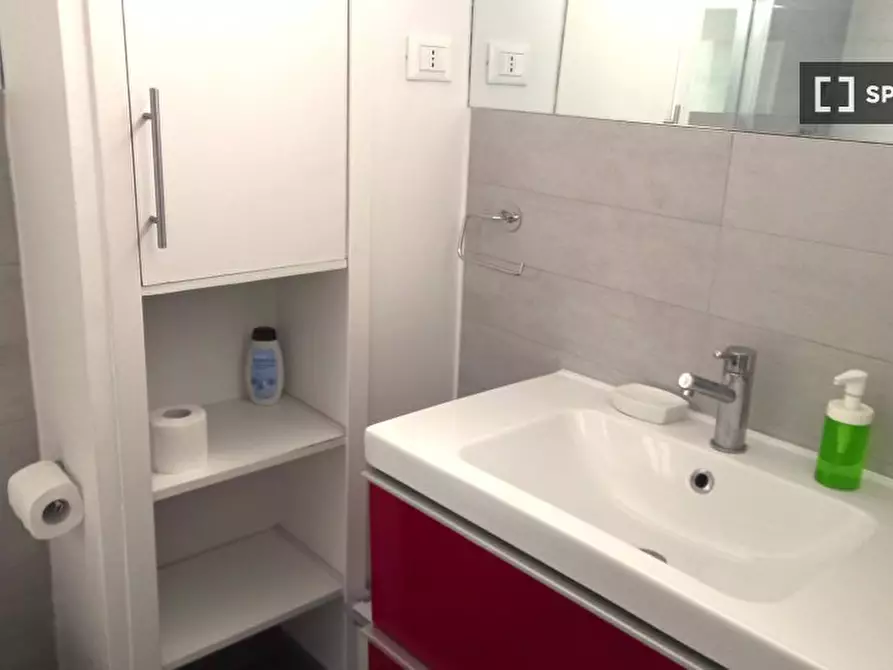 Immagine 15 di Appartamento in affitto  in Via Barisano da Trani a Roma