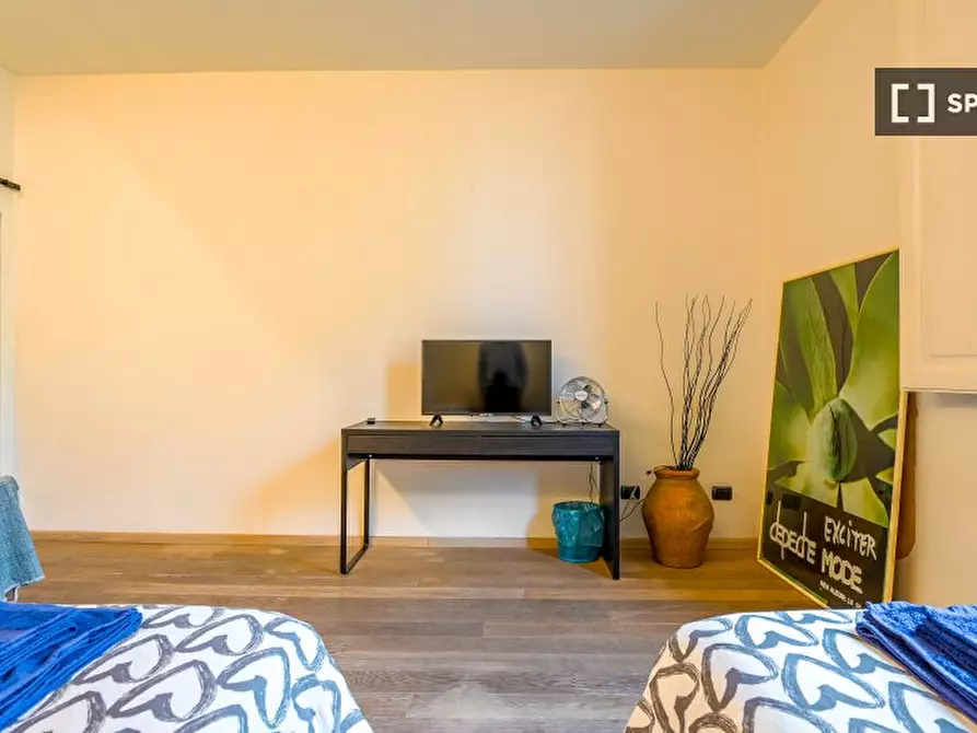 Immagine 17 di Appartamento in affitto  in Via Francesco Caracciolo a Firenze