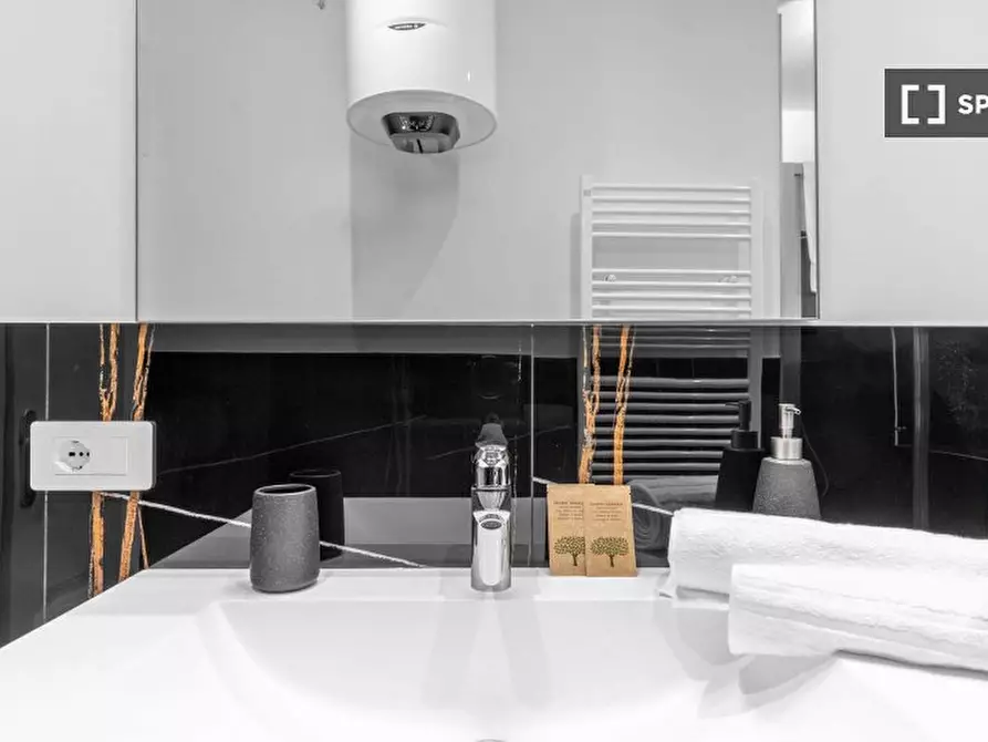 Immagine 18 di Appartamento in affitto  in Via Vitruvio a Milano