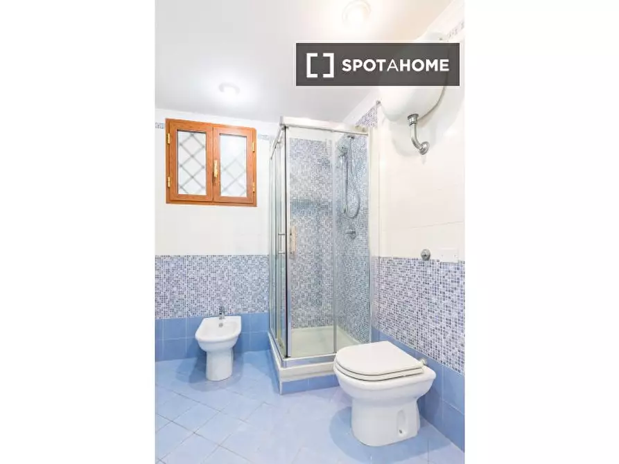 Immagine 15 di Appartamento in affitto  in Via Mario Pagano a Napoli