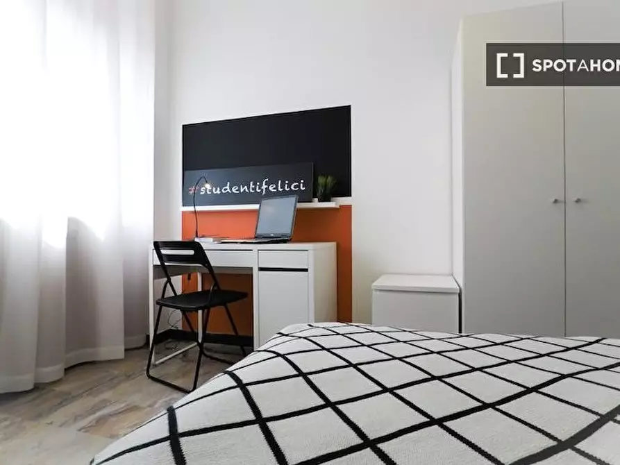 Immagine 2 di Camera condivisa in affitto  in Pusterla a Brescia