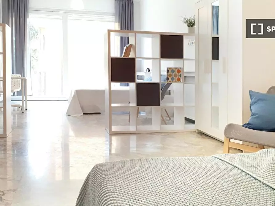 Immagine 2 di Camera condivisa in affitto  in Del Risorgimento a Bologna