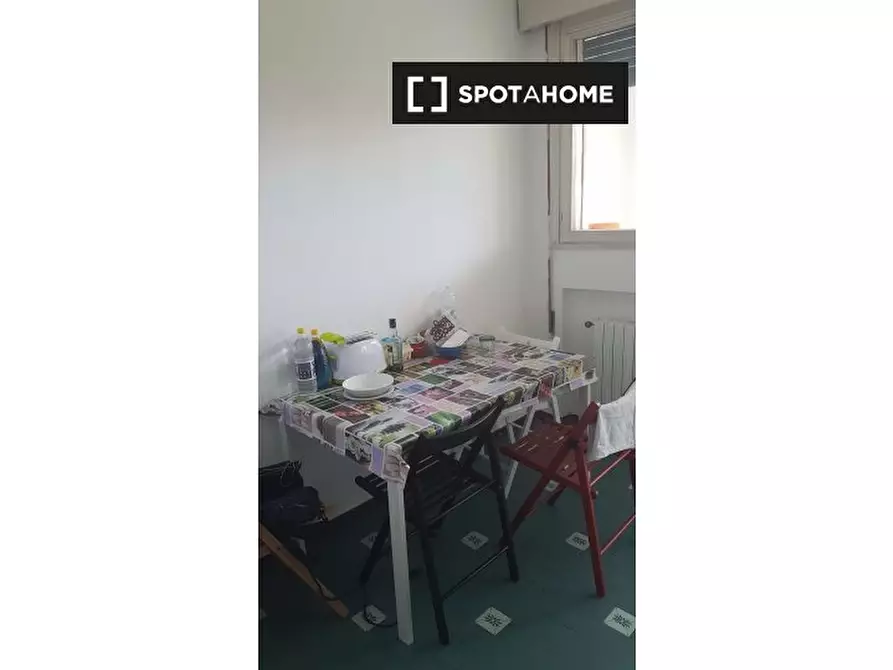 Immagine 7 di Camera condivisa in affitto  in Via Franzela a Padova