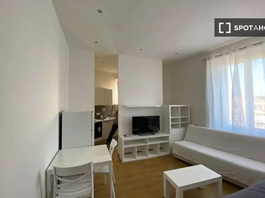 Immagine 1 di Ufficio in affitto  in Via Como a Roma