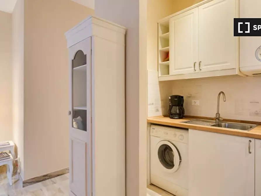 Immagine 7 di Appartamento in affitto  in Via dei Palchetti a Firenze