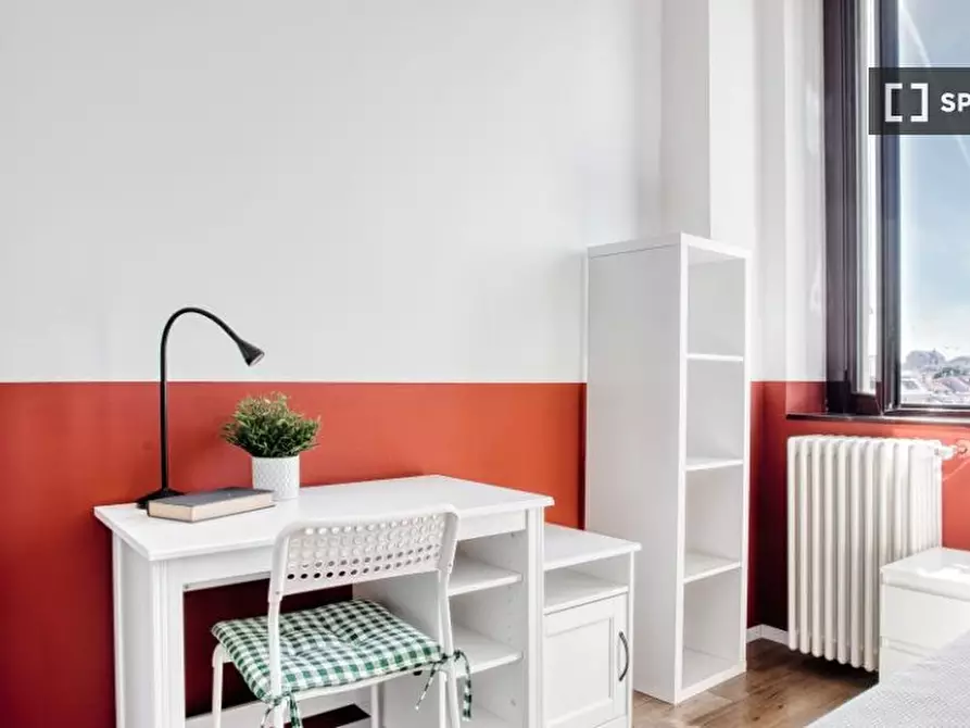 Immagine 2 di Camera condivisa in affitto  in Via Giovanni Pezzotti a Milano