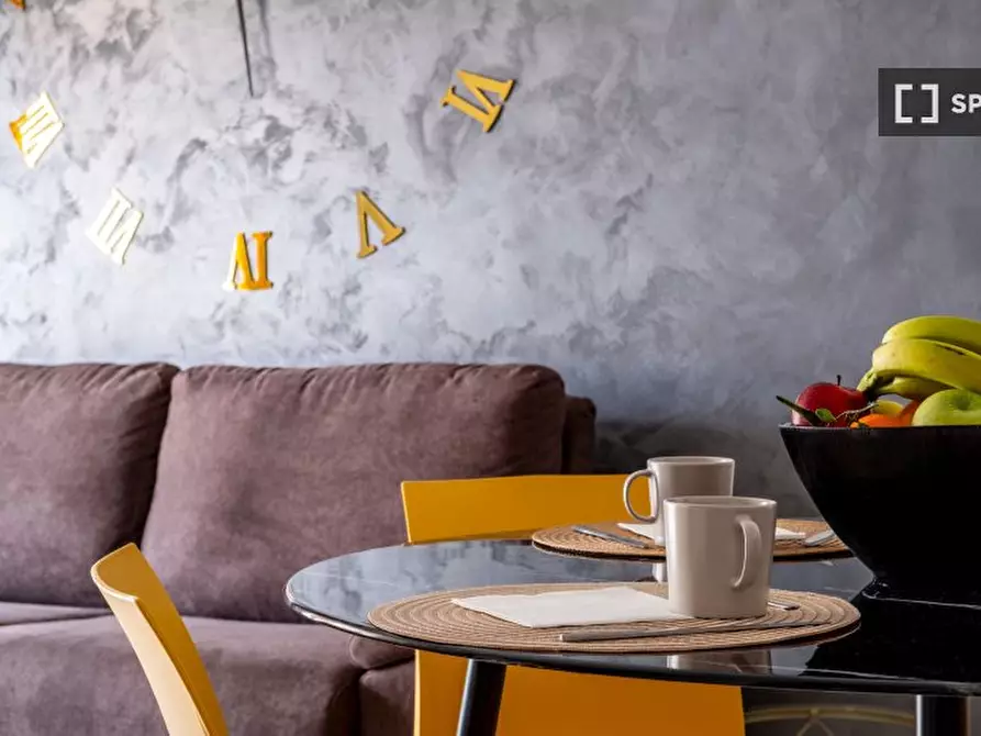 Immagine 11 di Appartamento in affitto  in Via delle Mimose a Roma