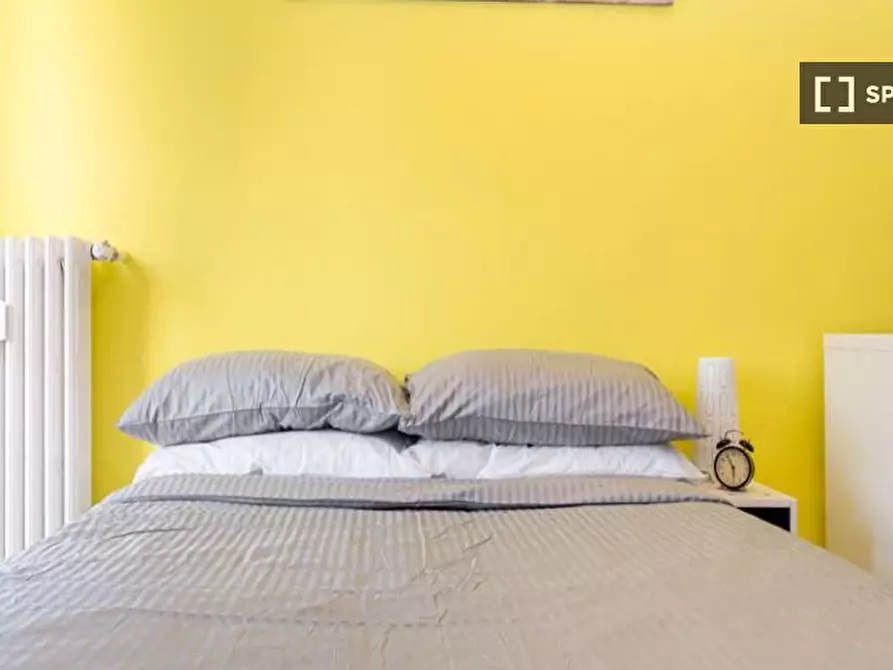 Immagine 1 di Camera condivisa in affitto  in Via delle Acacie Milan a Buccinasco