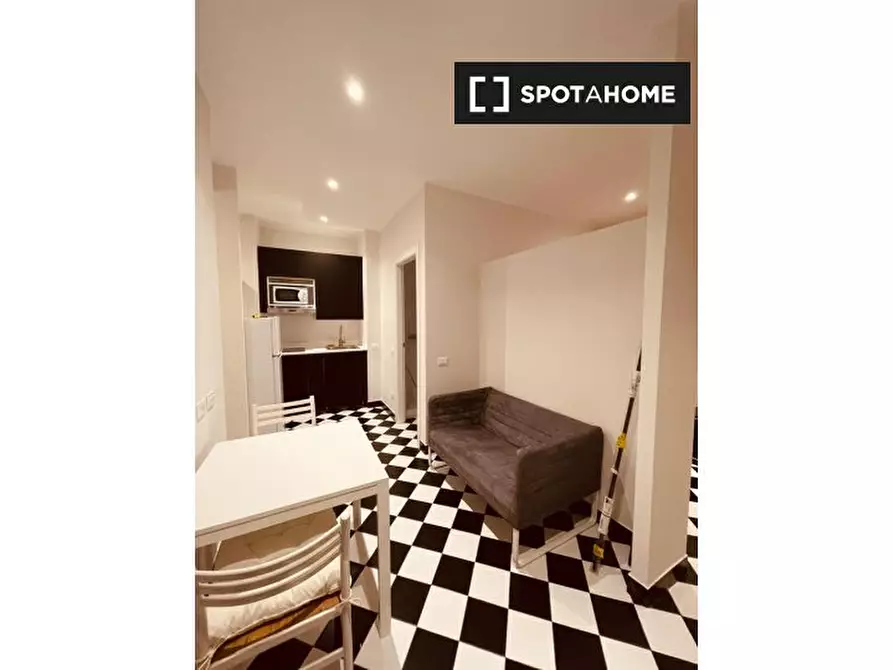 Immagine 2 di Appartamento in affitto  in Via Privata Chioggia a Milano