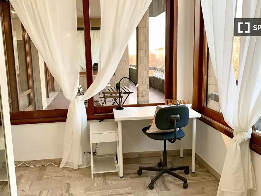 Immagine 6 di Camera condivisa in affitto  in VIALE F. REDI a Firenze