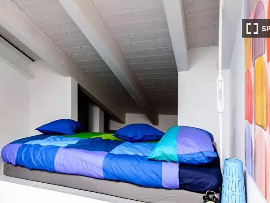 Immagine 1 di Camera condivisa in affitto  in Via Oreste Regnoli a Bologna