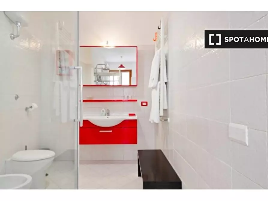 Immagine 6 di Appartamento in affitto  in Via Petrarca a Roma