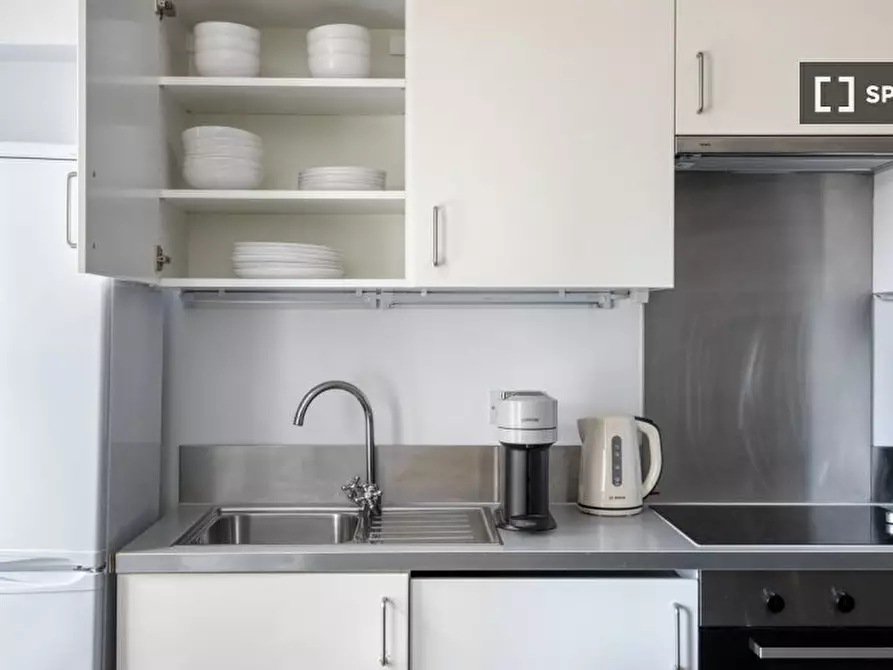 Immagine 4 di Appartamento in affitto  in Aldersgate St a Islington