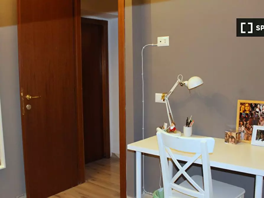 Immagine 4 di Camera condivisa in affitto  in Via Malta a Roma