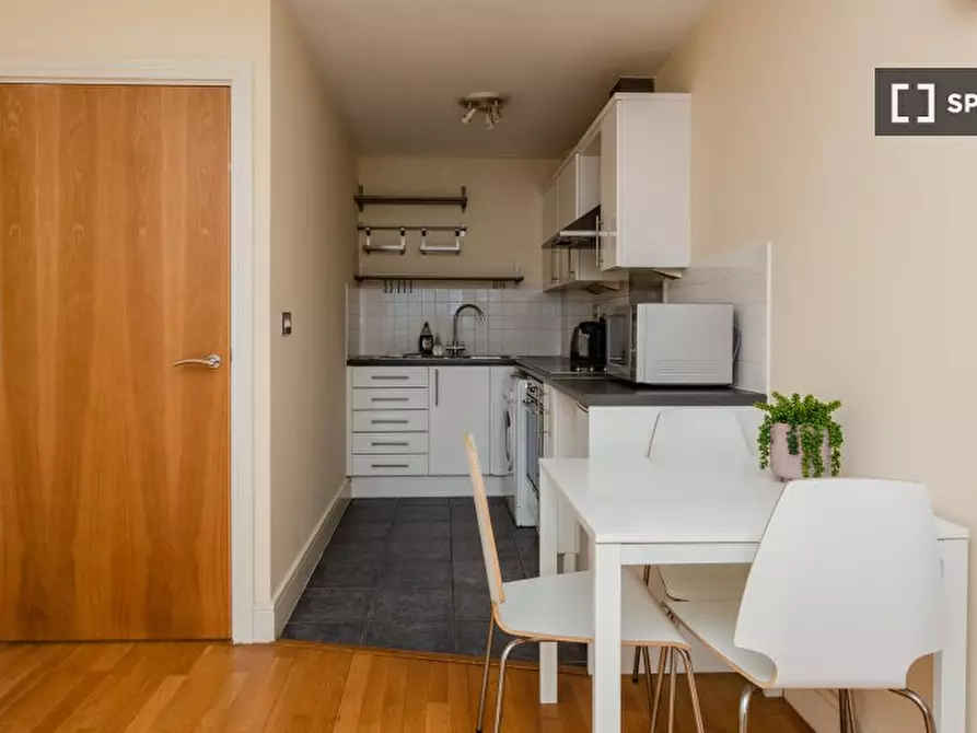 Immagine 10 di Appartamento in affitto  in Great Suffolk St a Camberwell