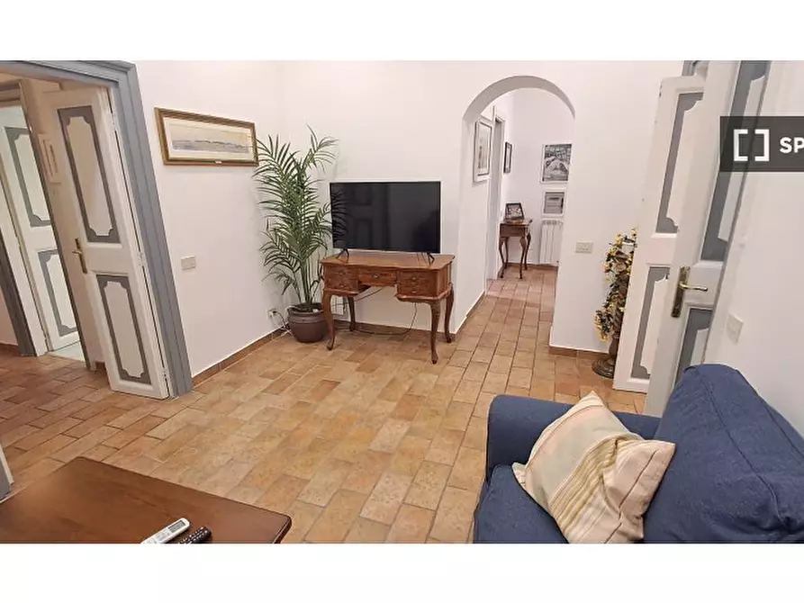 Immagine 11 di Appartamento in affitto  in Via della Croce a Roma