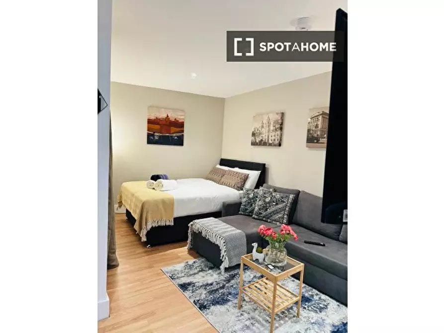 Immagine 2 di Appartamento in affitto  in Bell Street a Camden Town
