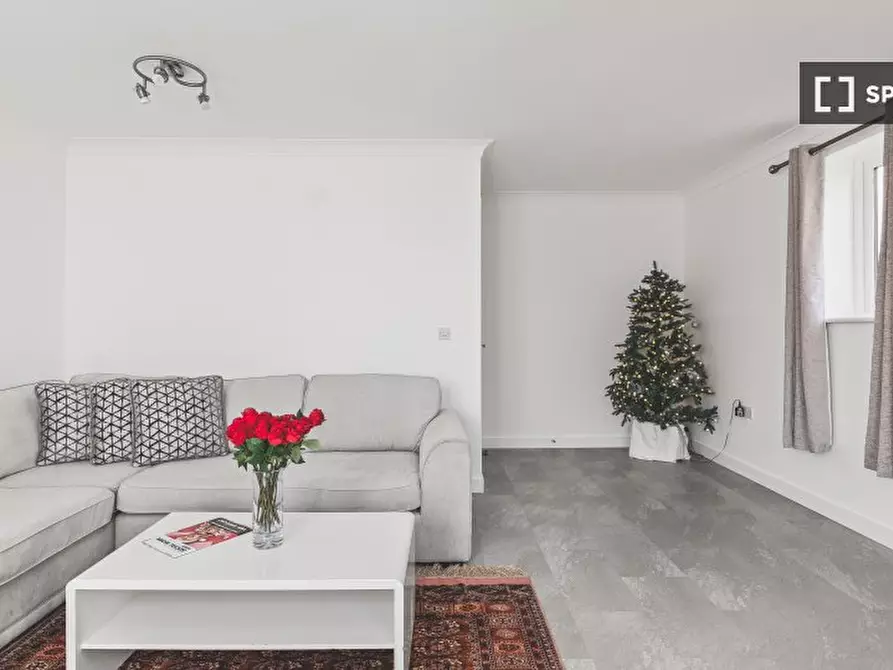 Immagine 15 di Appartamento in affitto  in Fairclough Cl a Southall