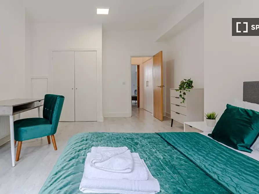 Immagine 19 di Appartamento in affitto  in Apartment a Kensington