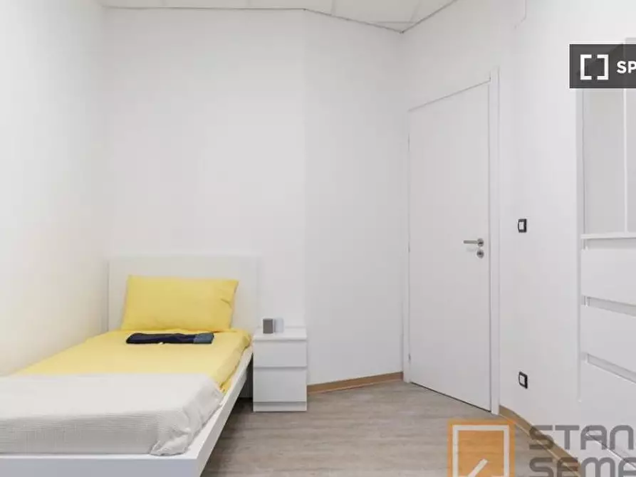 Immagine 14 di Camera condivisa in affitto  in Via Frinco a Torino