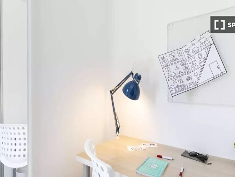 Immagine 5 di Camera condivisa in affitto  in Via Bir Acheim a Milano