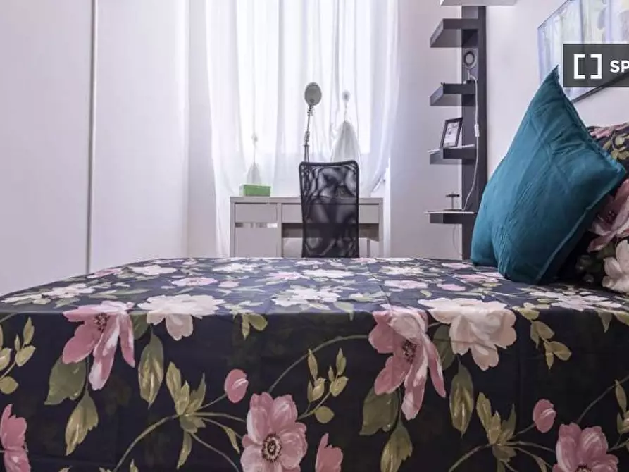 Immagine 1 di Camera condivisa in affitto  in Via Privata Poggibonsi a Milano