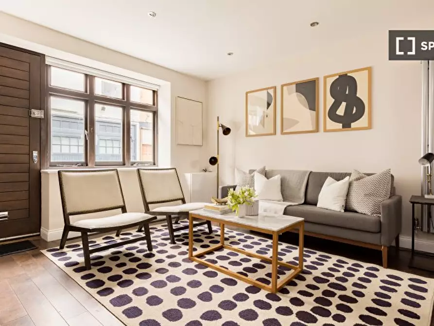 Immagine 6 di Appartamento in affitto  in Eton Garages a Camden Town