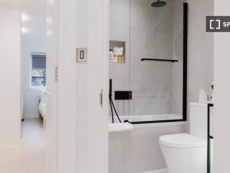 Immagine 16 di Appartamento in affitto  in Mill Pond Close a Lambeth