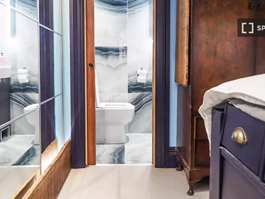 Immagine 15 di Appartamento in affitto  in Regency St a 