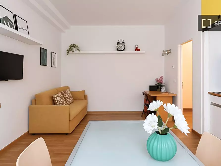 Immagine 4 di Ufficio in affitto  in Via Giovanni Battista Pergolesi a Milano