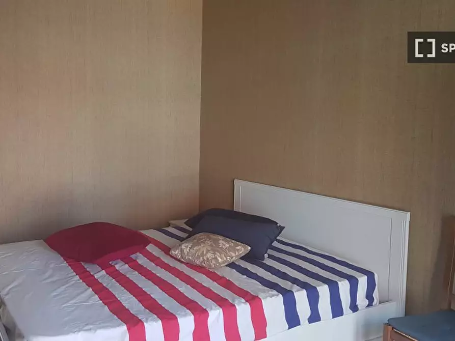 Immagine 2 di Camera condivisa in affitto  in Via Federico Paolini a Torino