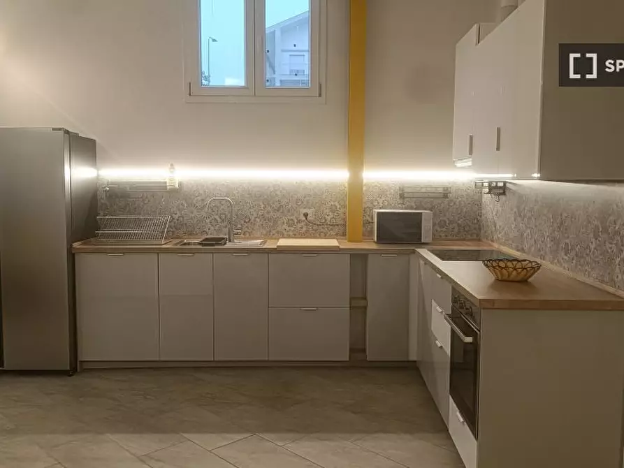 Immagine 12 di Camera condivisa in affitto  in Via Castellammare a Milano