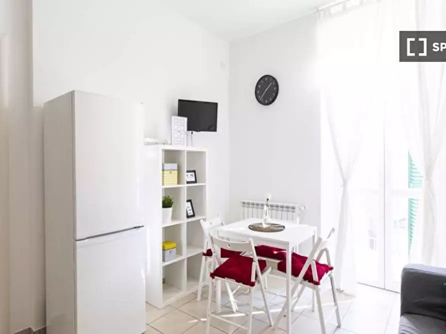 Immagine 15 di Camera condivisa in affitto  in Via Gardone a Milano