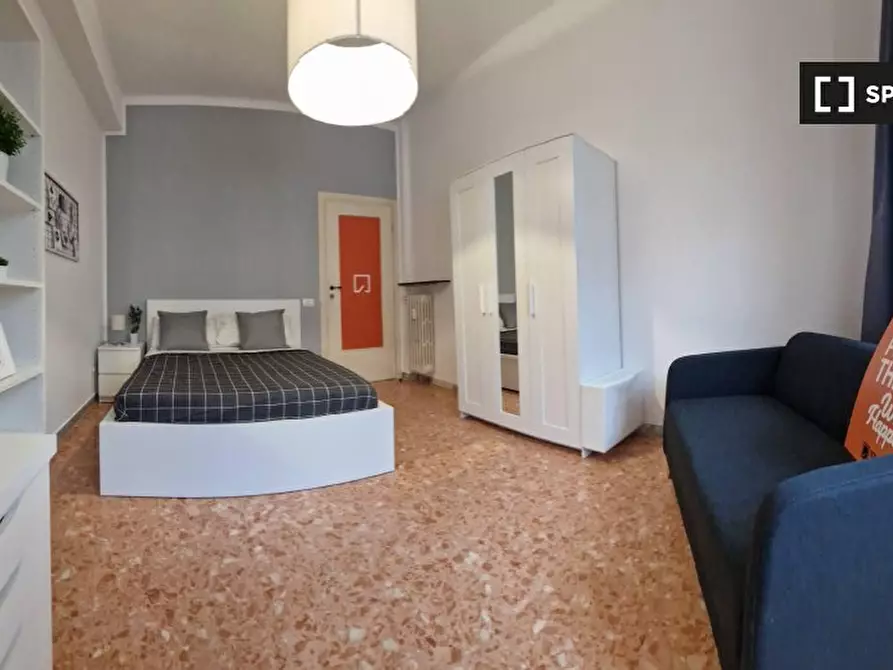 Immagine 4 di Camera condivisa in affitto  in Piazza Cardinal Ferrari a Roma
