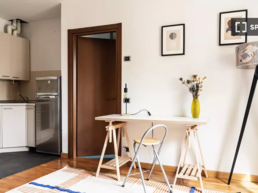 Immagine 5 di Appartamento in affitto  in Via Antonio Rosmini a Milano