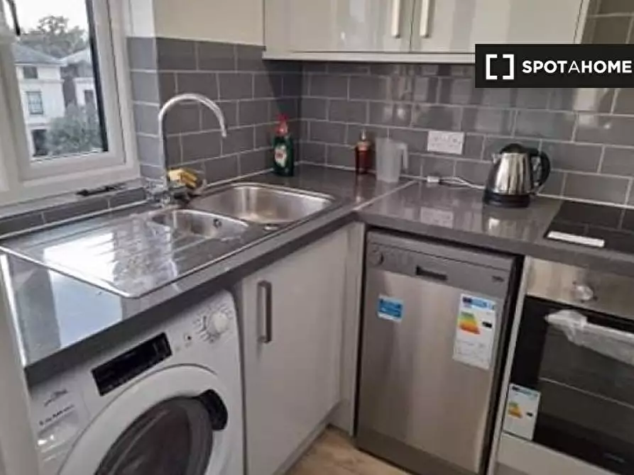 Immagine 3 di Appartamento in affitto  in Lucas St a Lewisham