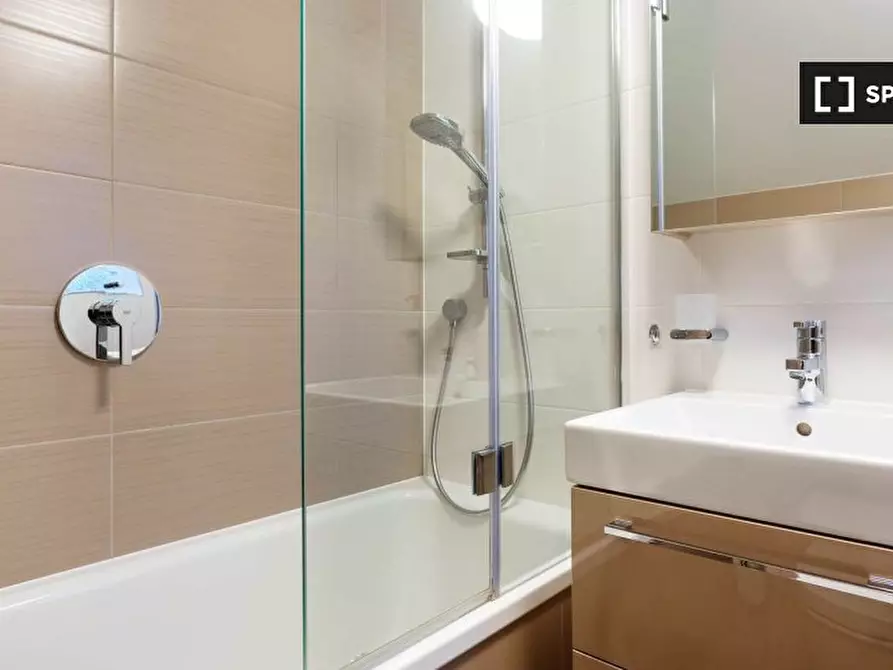 Immagine 11 di Appartamento in affitto  in Maresfield Gardens a Camden Town