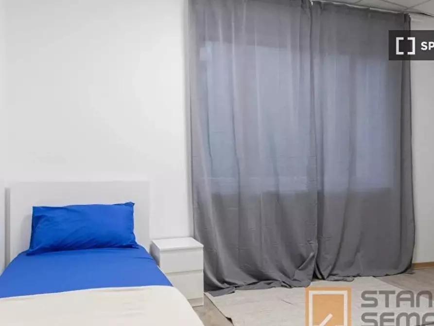 Immagine 6 di Camera condivisa in affitto  in Via Frinco a Torino