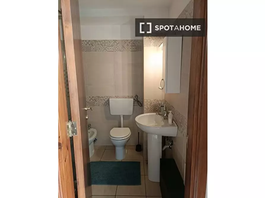 Immagine 8 di Ufficio in affitto  in Via Pignasecca a Napoli