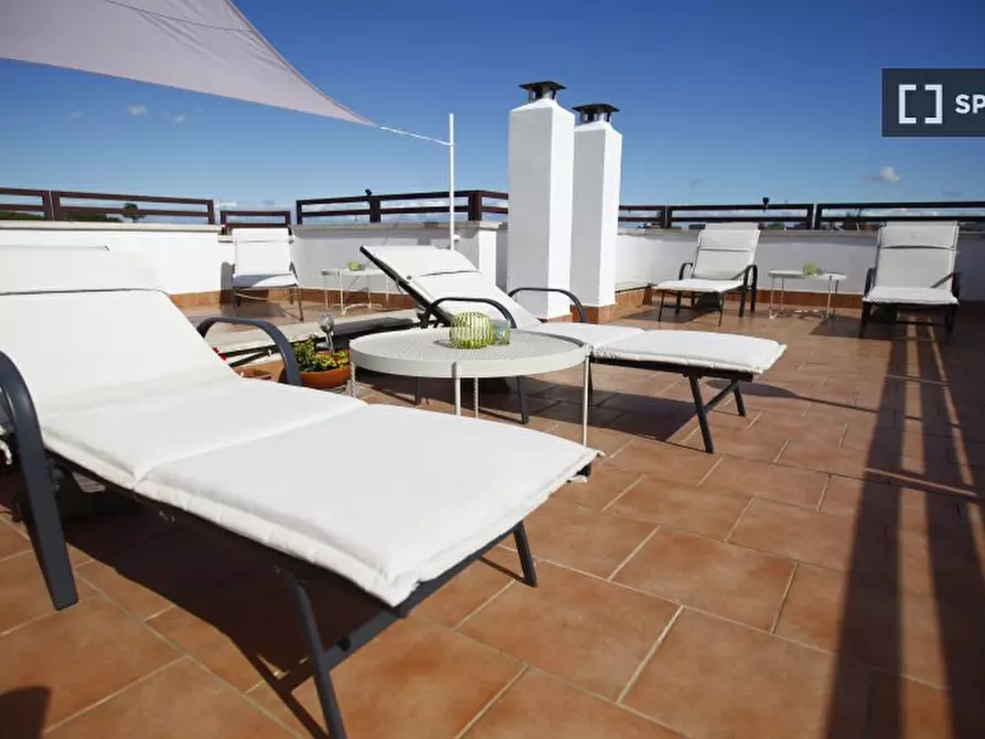 Immagine 1 di Appartamento in affitto  in Via di Vigna Alvi a Roma