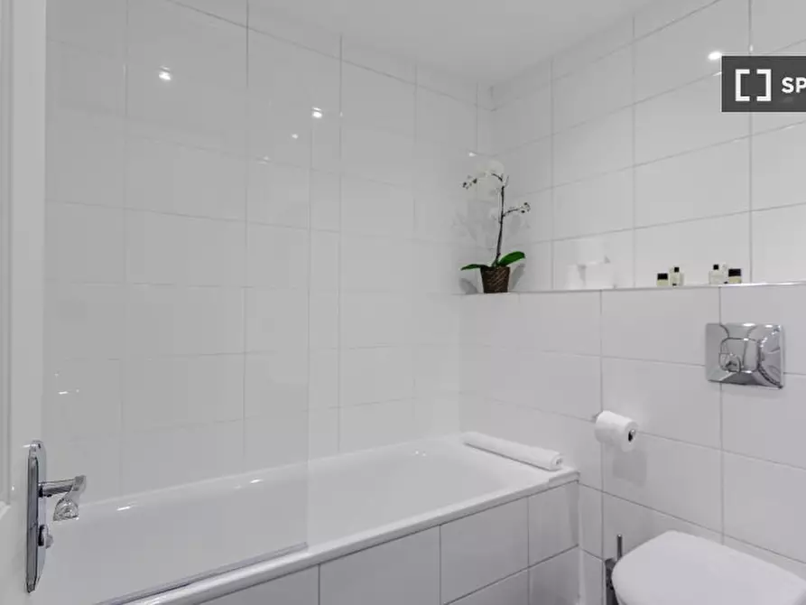 Immagine 5 di Appartamento in affitto  in Apartment a Kensington