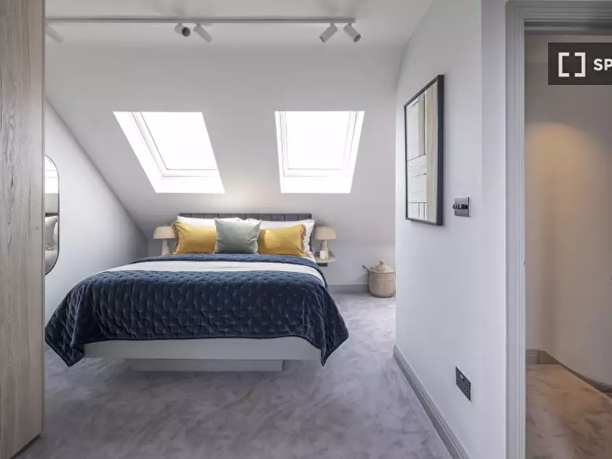 Immagine 12 di Appartamento in affitto  in Ashmore Rd a Paddington