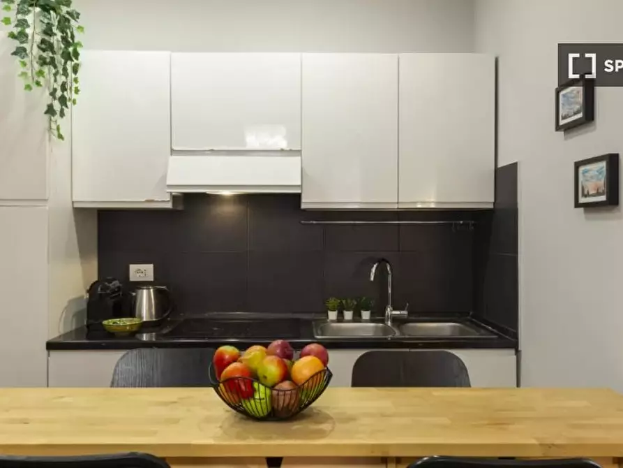 Immagine 9 di Appartamento in affitto  in Via Tavazzano a Milano